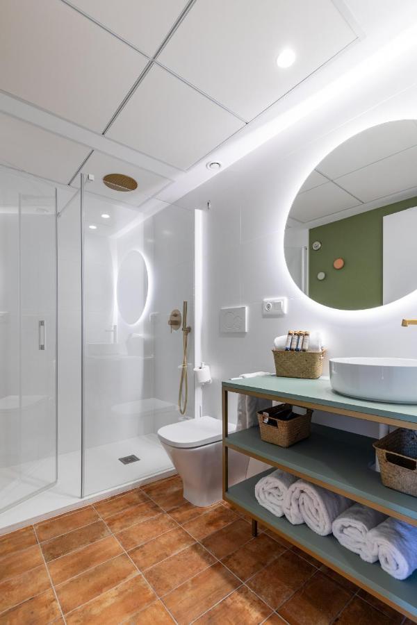 Apartamentos Las Ciencias H Valencia Eksteriør bilde